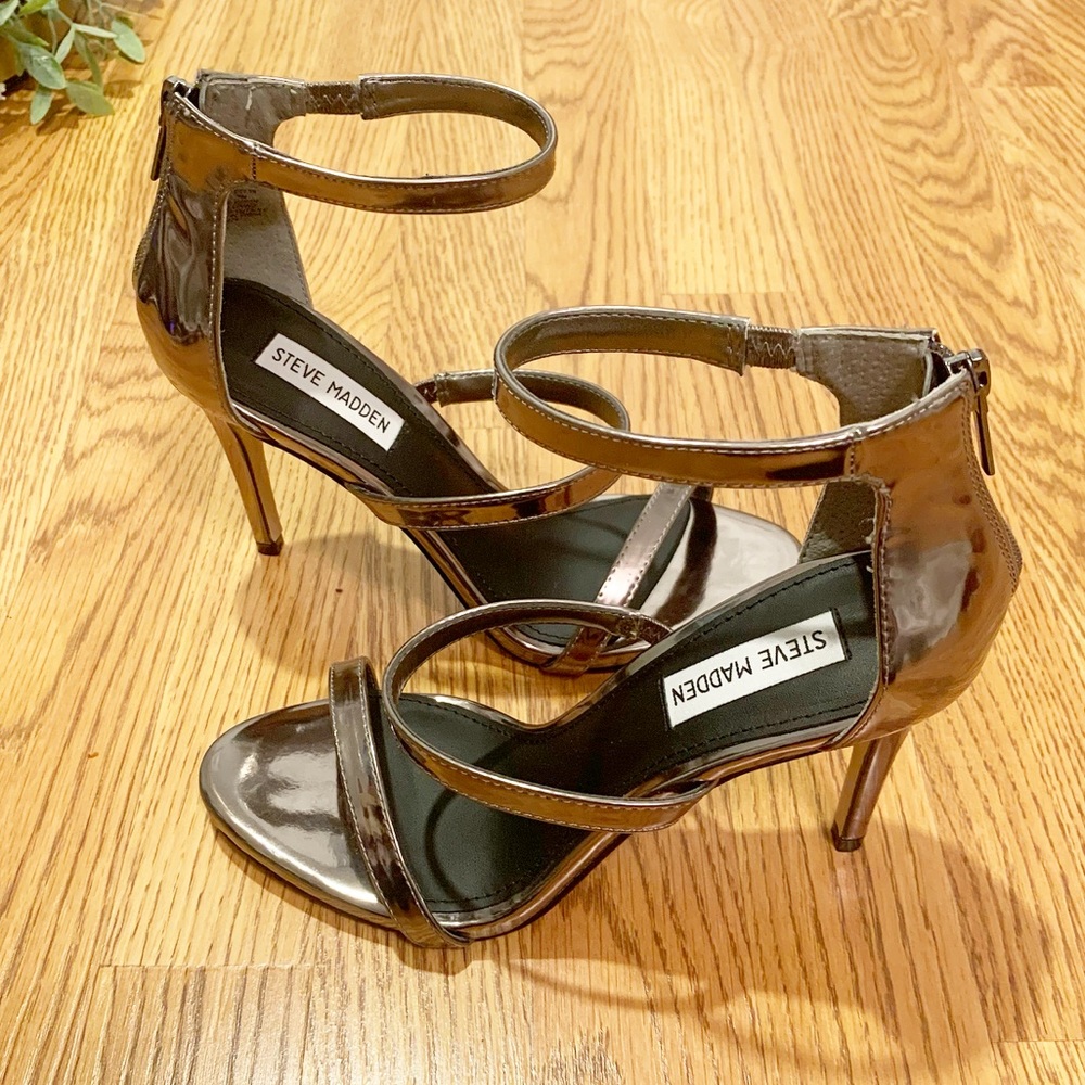 STEVE MADDEN gun metal heels